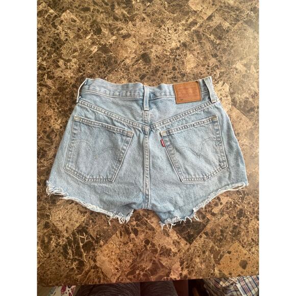 LEVI’S 501 SHORTS DENIM DISTRESSED PREMIUM SZ 26 GRUNGE RIPPED RUGGED AESTHETIC - Picture 12 of 16